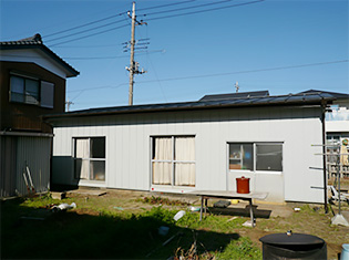 改修後:錆びにくいガルバリウムで屋根と外壁を覆いました